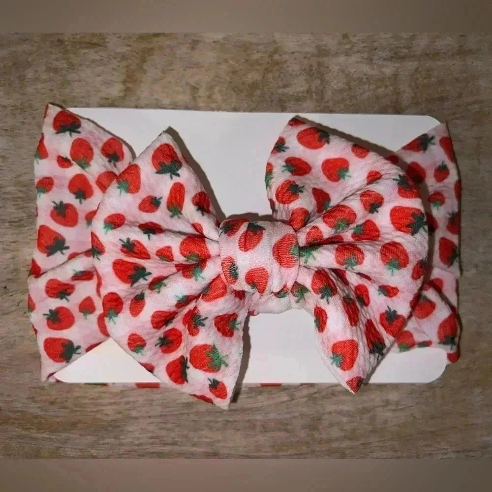 Lauren’s Handcrafted Baby Headwrap 🍓